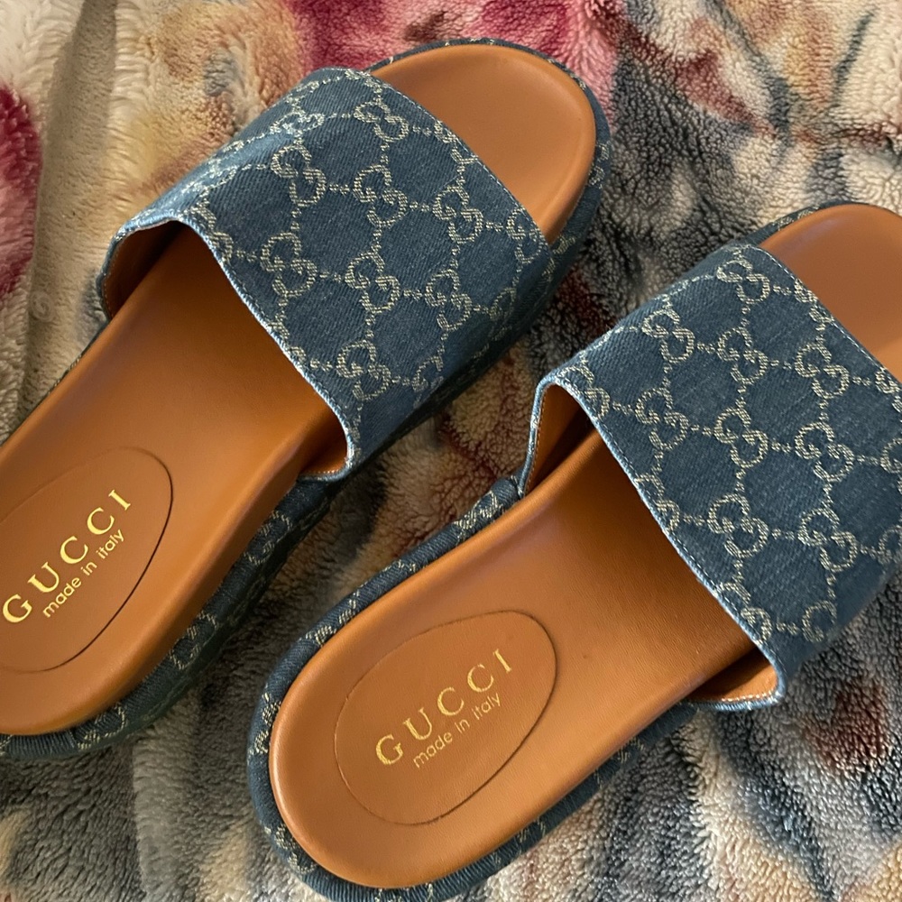 GUCCI Womens platform slide sandal - Picture 2 of 3